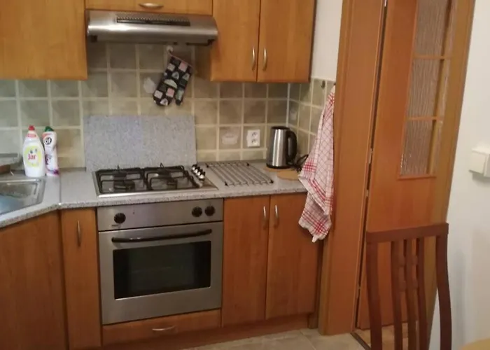 Апартаменты Flat3 With 2bedrooms Wifi