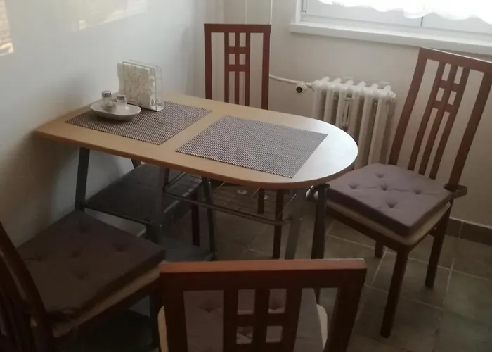 Flat3 With 2bedrooms Wifi * Острава